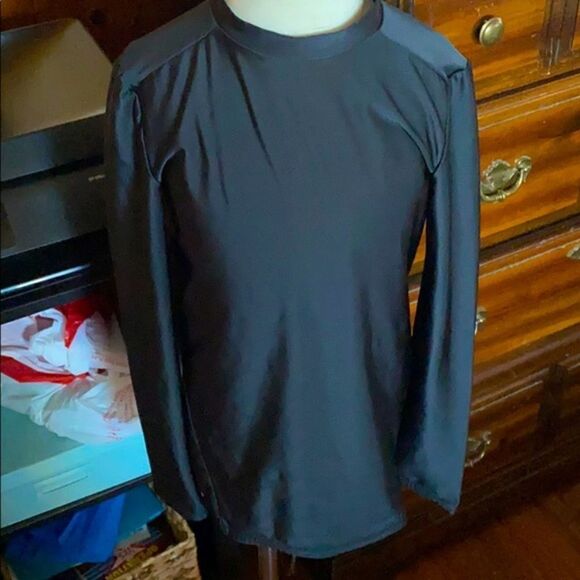 Performance Tee   - Picture 1 of 1
